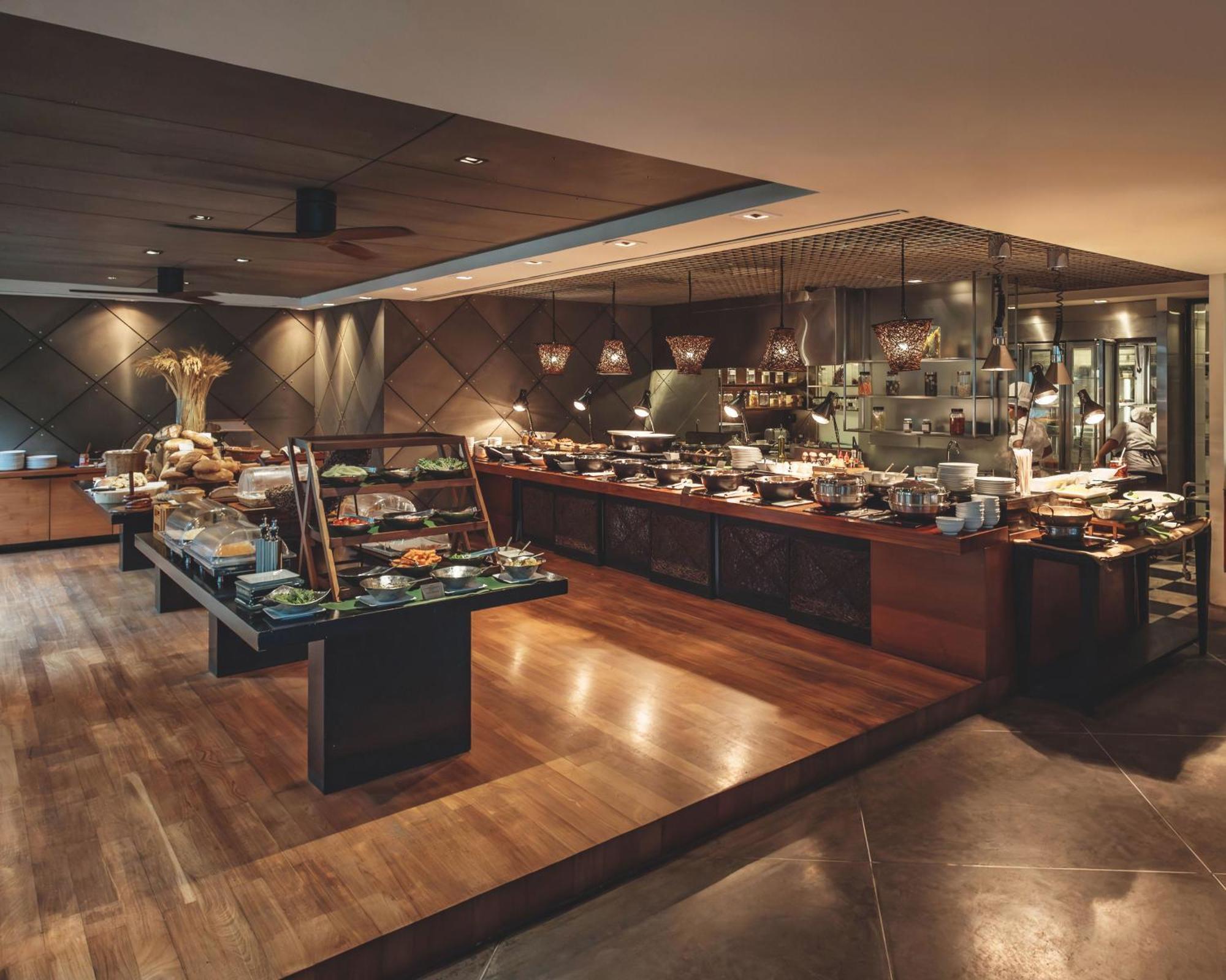 Twinpalms Phuket सहारा 5*